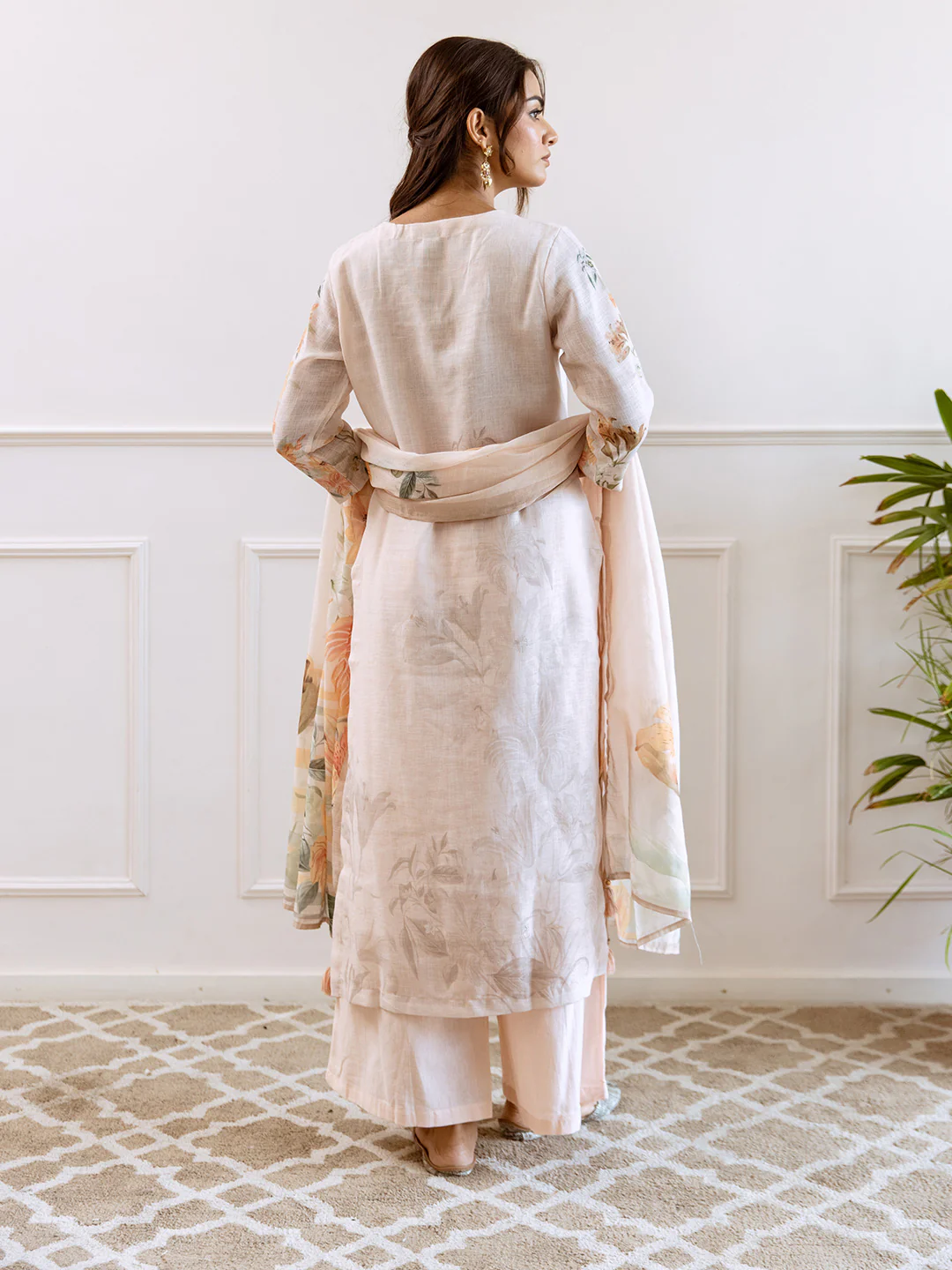 FLORAL PRINTED LINEN STRAIGHT KURTA SET WITH DUPATTA | THREE-PIECE ETHNIC WEAR FOR WOMEN | PLUS SIZE AVAILABLE-Cream - Image 3