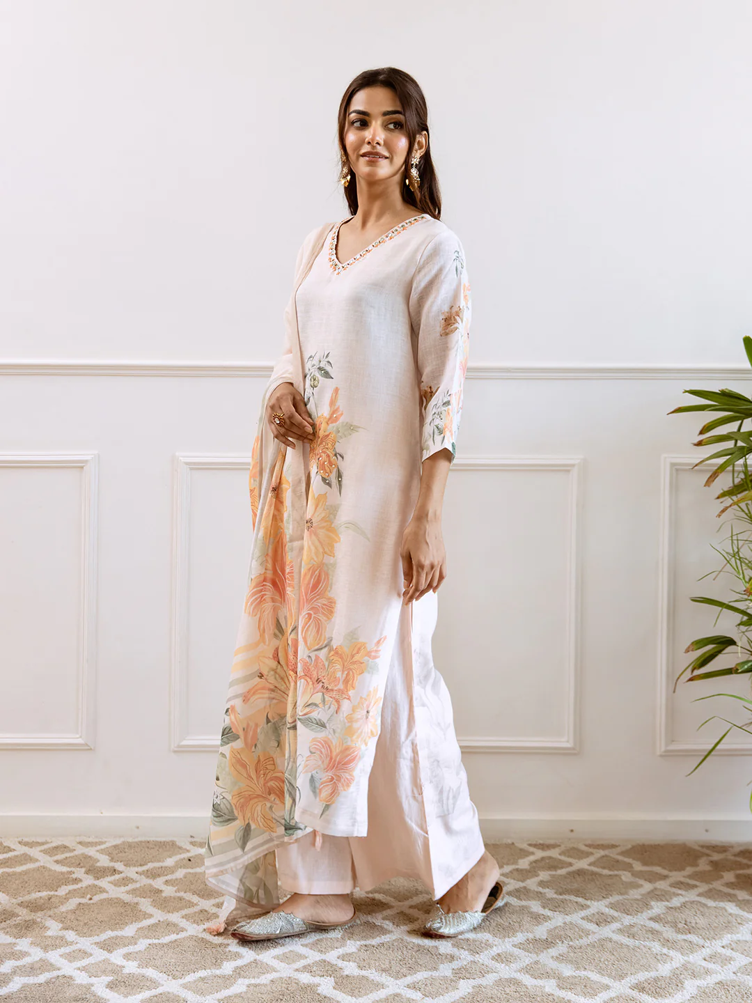 FLORAL PRINTED LINEN STRAIGHT KURTA SET WITH DUPATTA | THREE-PIECE ETHNIC WEAR FOR WOMEN | PLUS SIZE AVAILABLE-Cream - Image 5