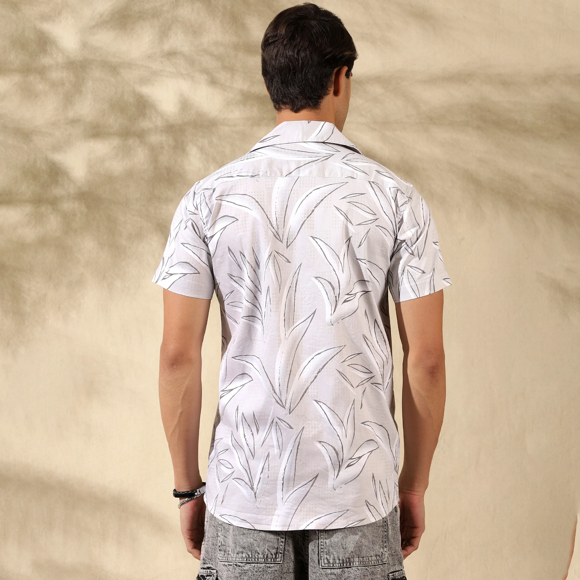LIGHT GREY HALF CASUAL PRINTED COTTON SHIRT REGULAR FIT FOR MEN - Image 3
